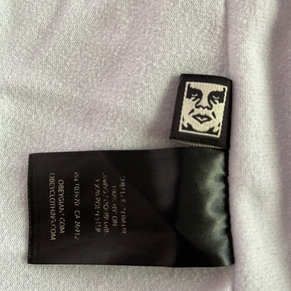 Obey, M, hooded windbreaker, light lining,snaps,raglan sleeves, adjust hem, EUC - Picture 3 of 10